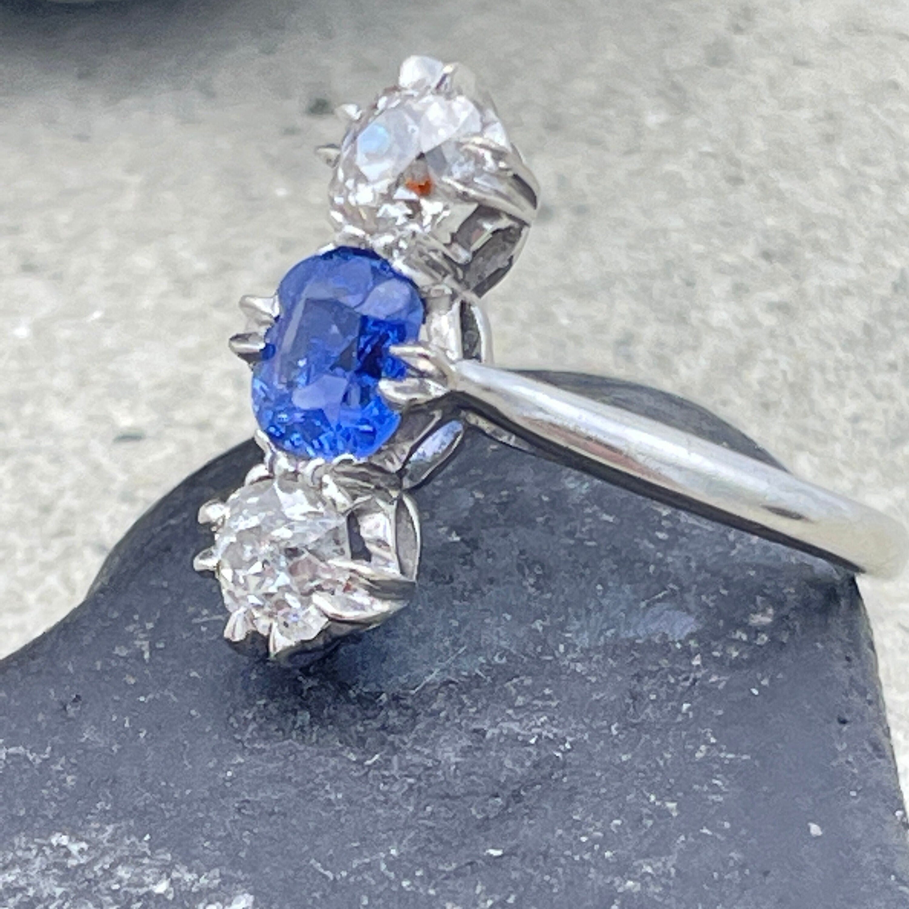 Edwardian 18ct white gold old mine cut diamond & sapphire ring