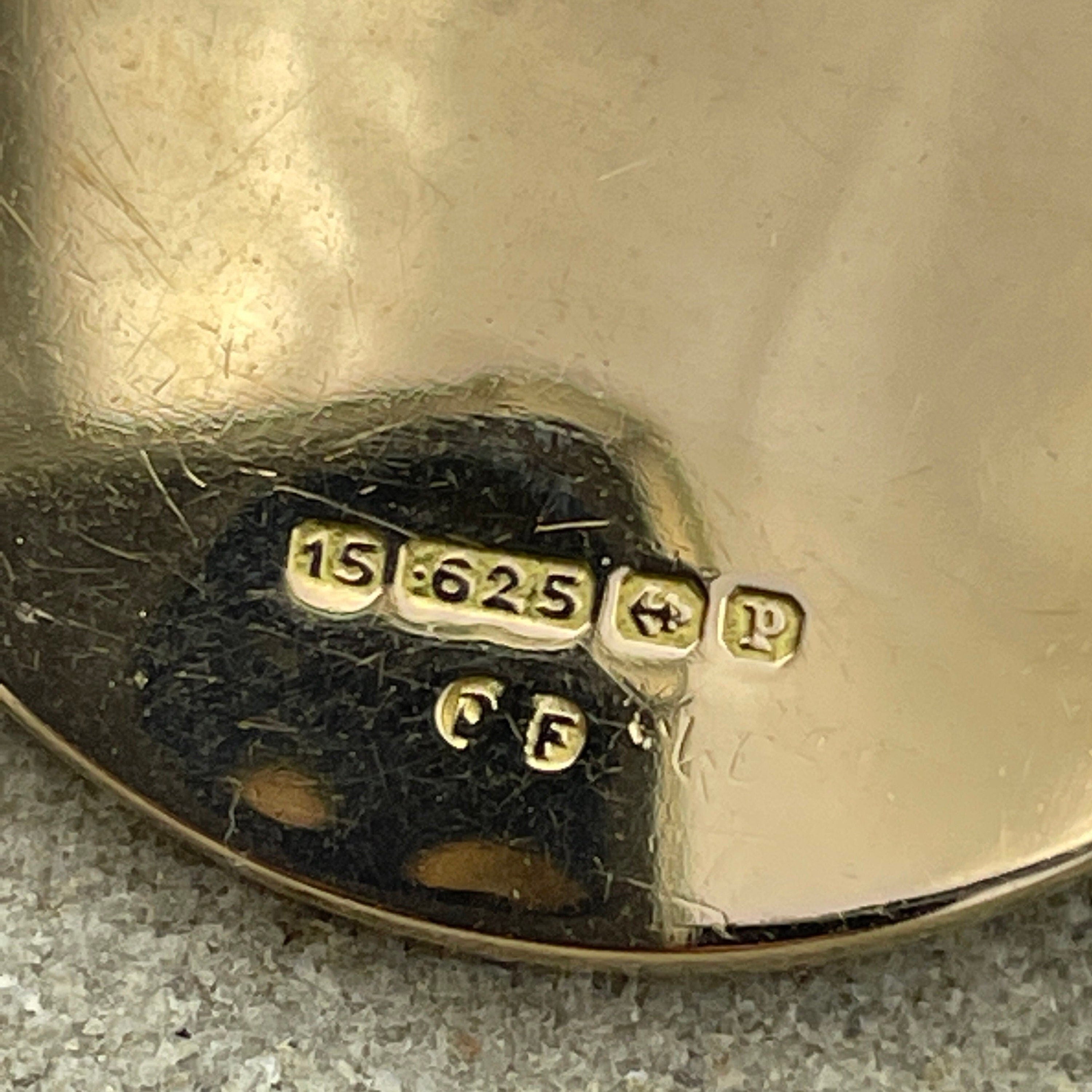 Antique 15ct gold round locket, hallmarked 1914