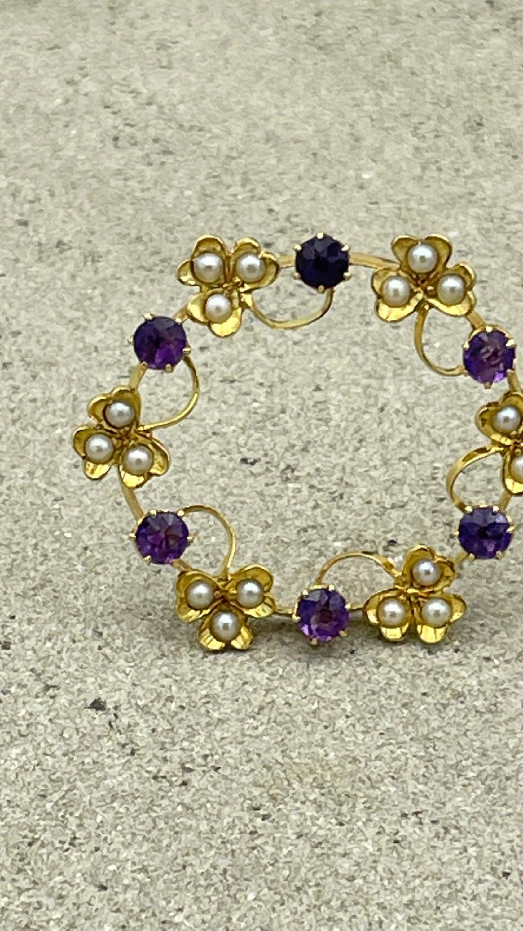 Edwardian 18ct Gold, Amethyst & Seed Pearl, Shamrock Wreath Brooch