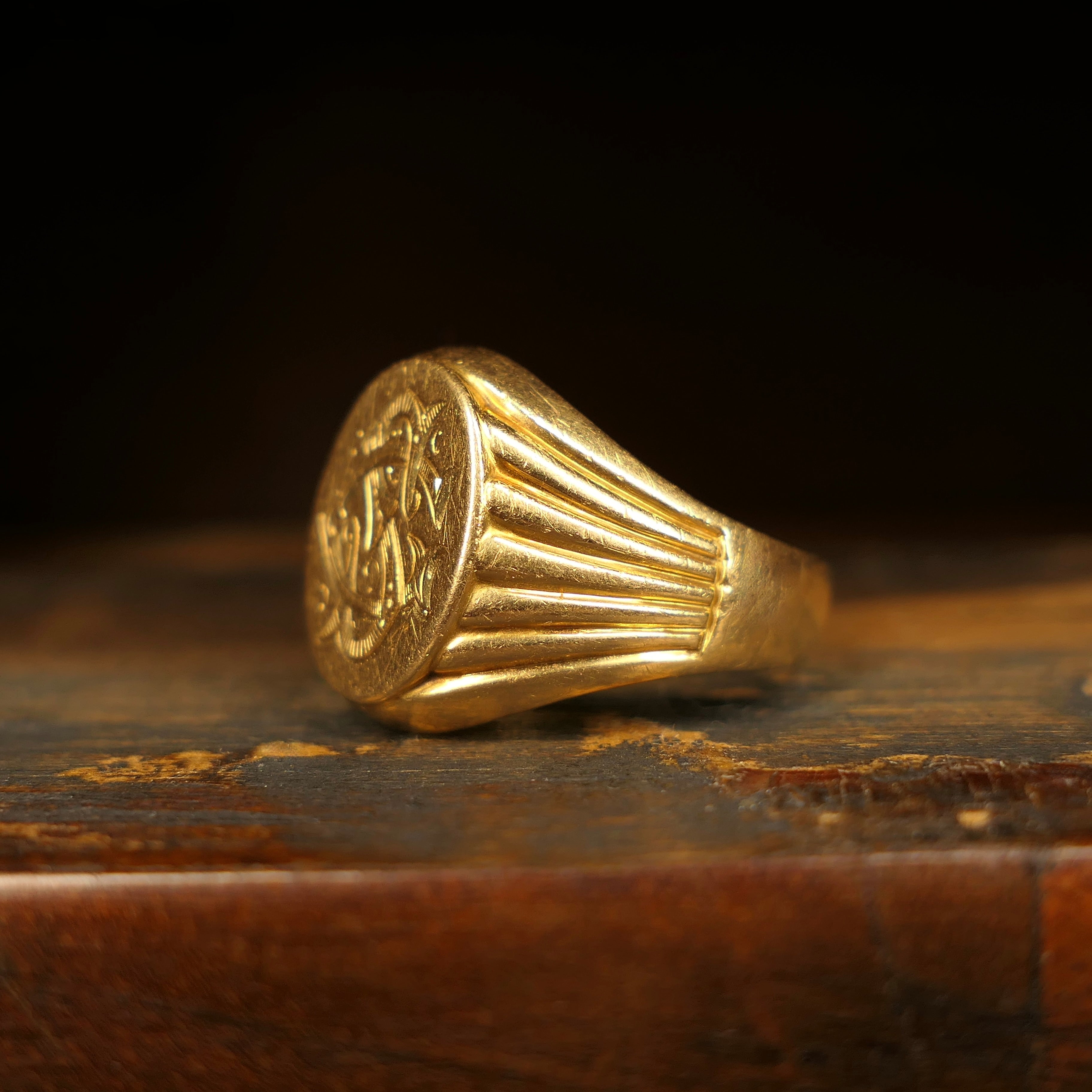 Victorian, 18ct Gold Signet Ring, 5.3 grams