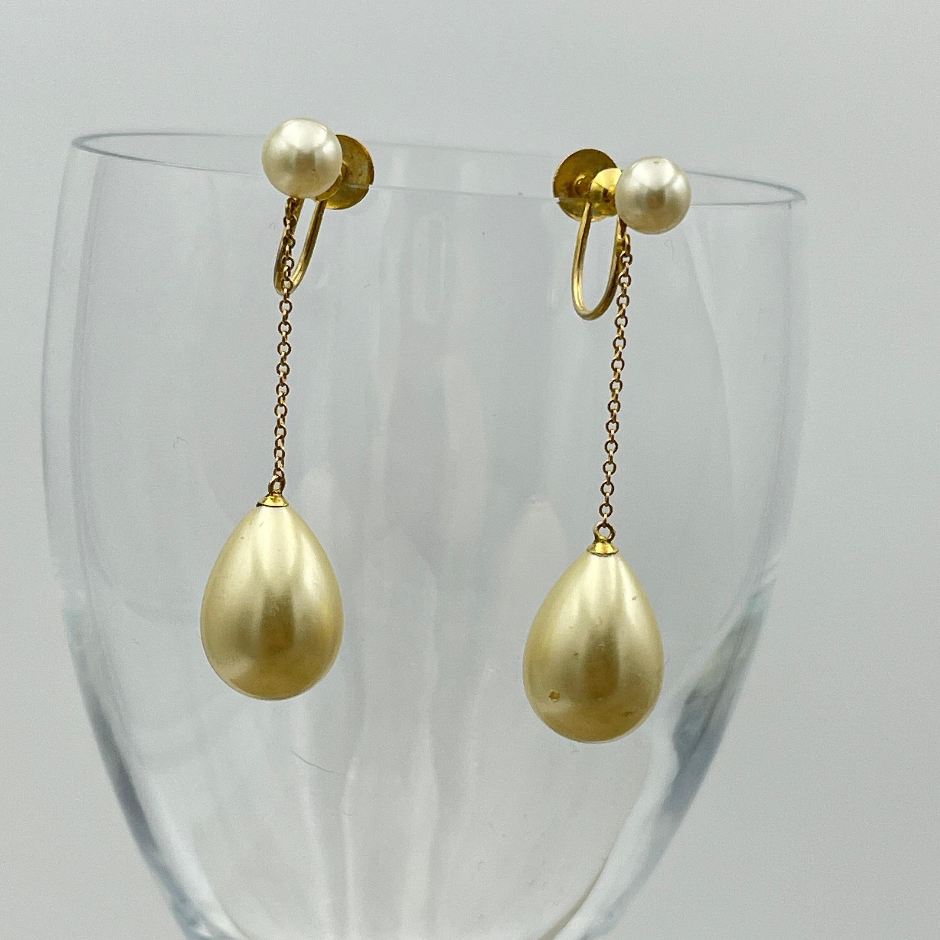 Vintage 9ct gold faux teardrop pearl screw back earrings