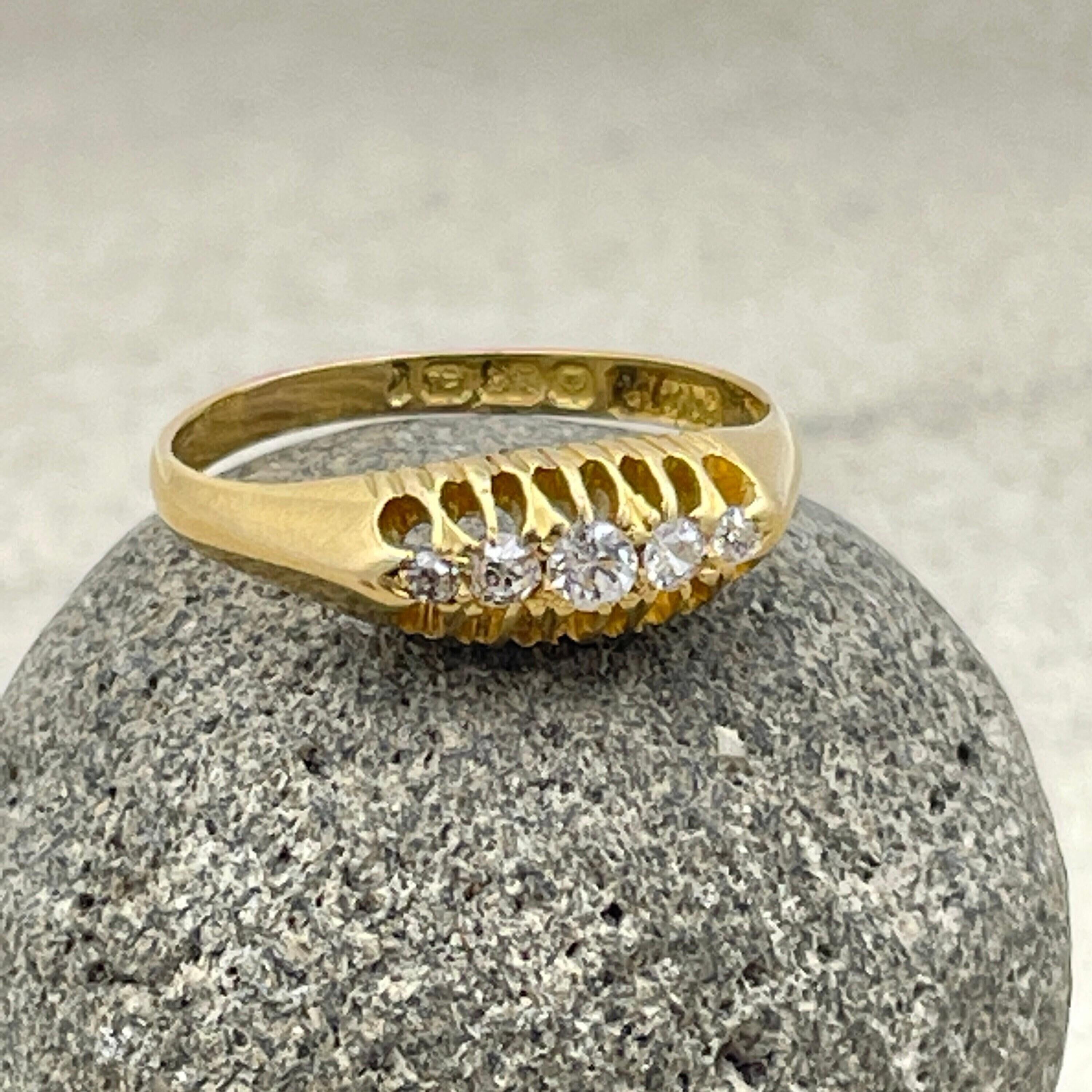 Antique 18ct gold, old cut diamond, five stone ring