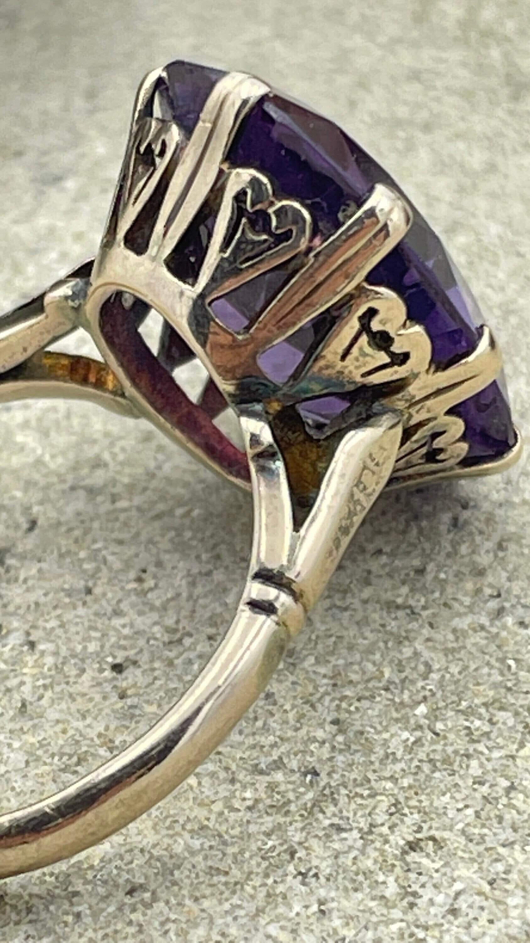 Vintage 9ct Gold Synthetic Purple Sapphire Dress Ring, c1940s