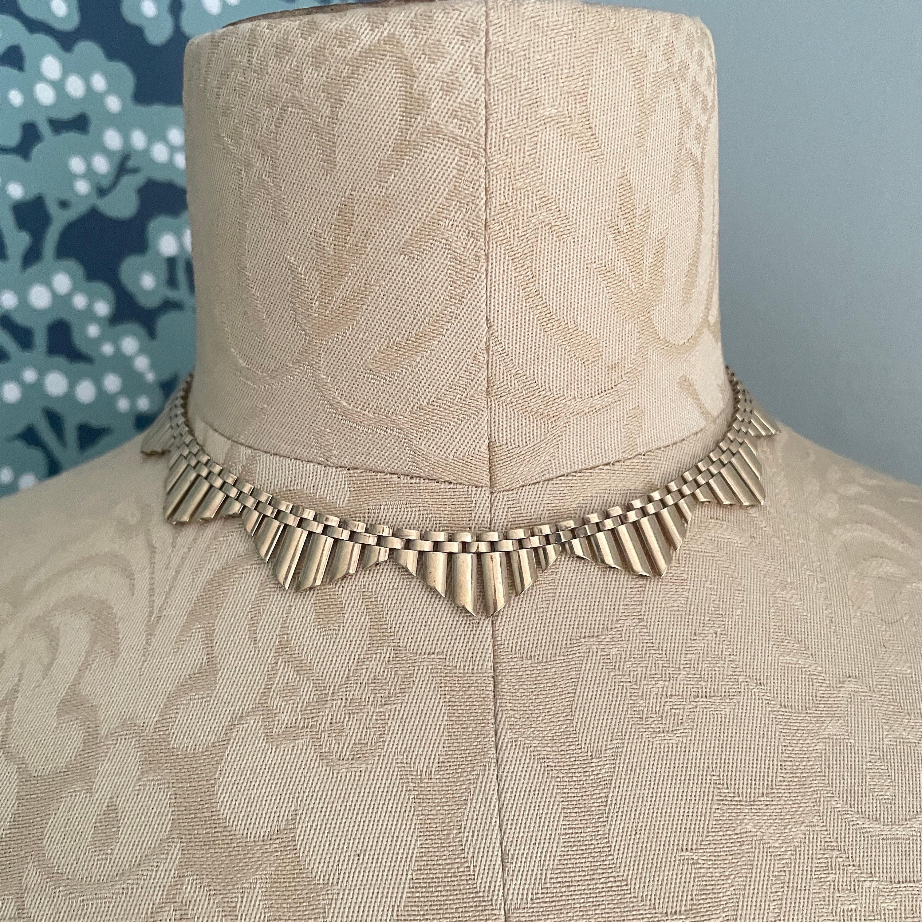 Original 1950s, 9ct Gold Collar Necklace. Hallmarked In 1955, 34 Grams