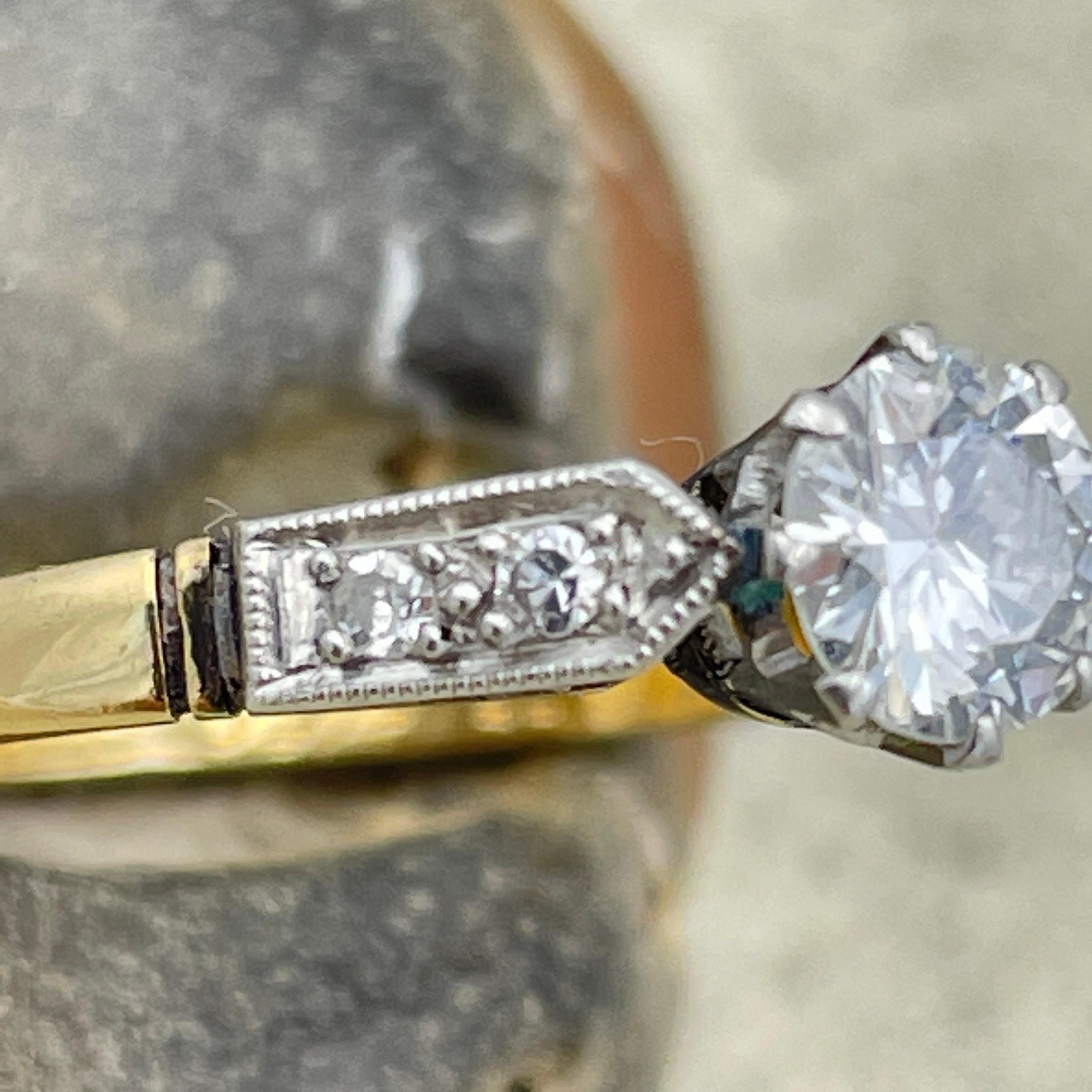 Vintage 1950s 18ct gold & platinum 0.50ct diamond solitaire engagement ring. diamond shoulders