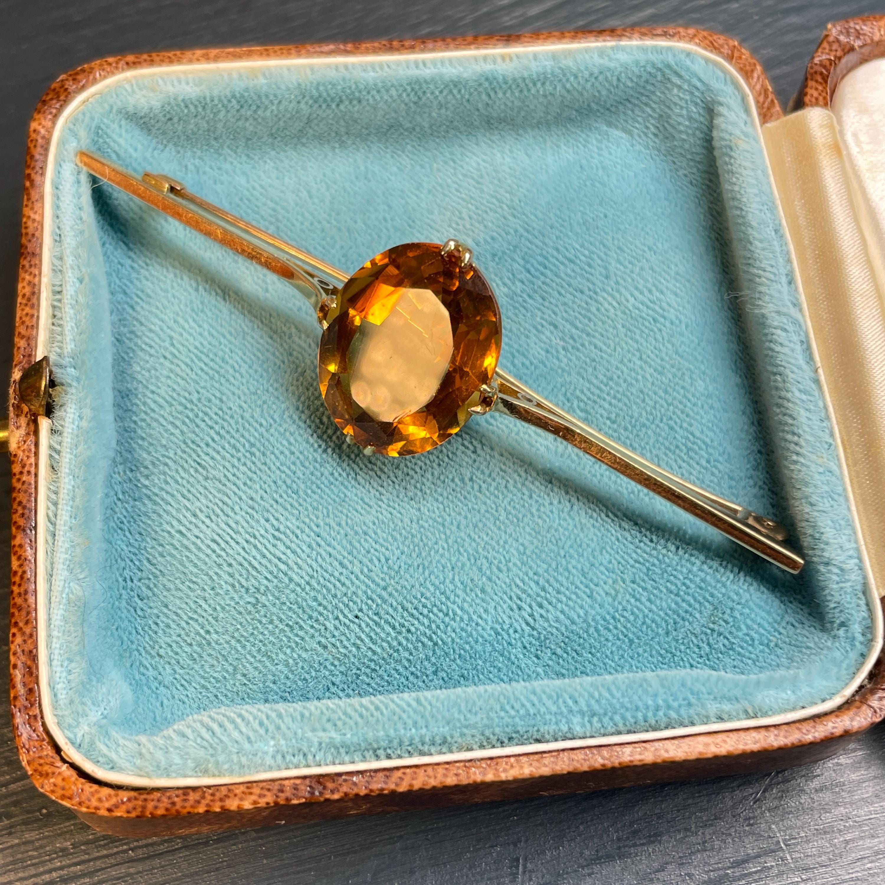 1920s, Art deco, 15ct Gold, Large Citrine Bar Brooch