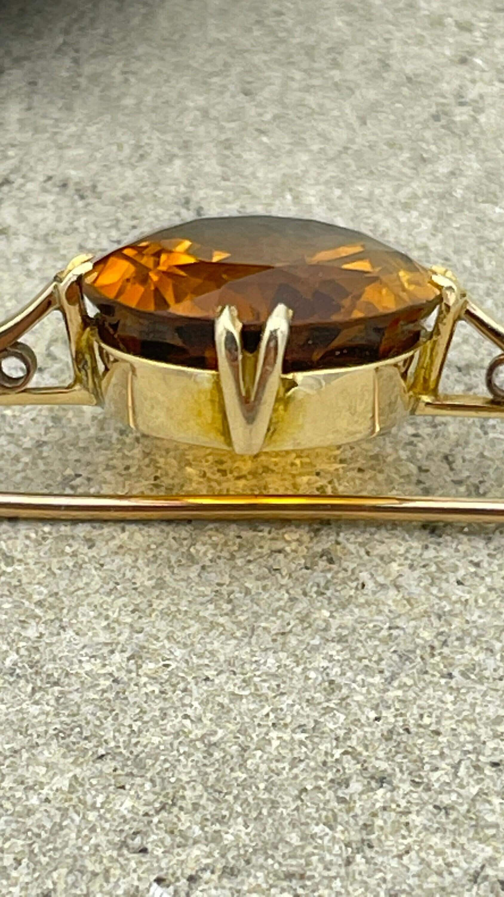 1920s, Art deco, 15ct Gold, Large Citrine Bar Brooch