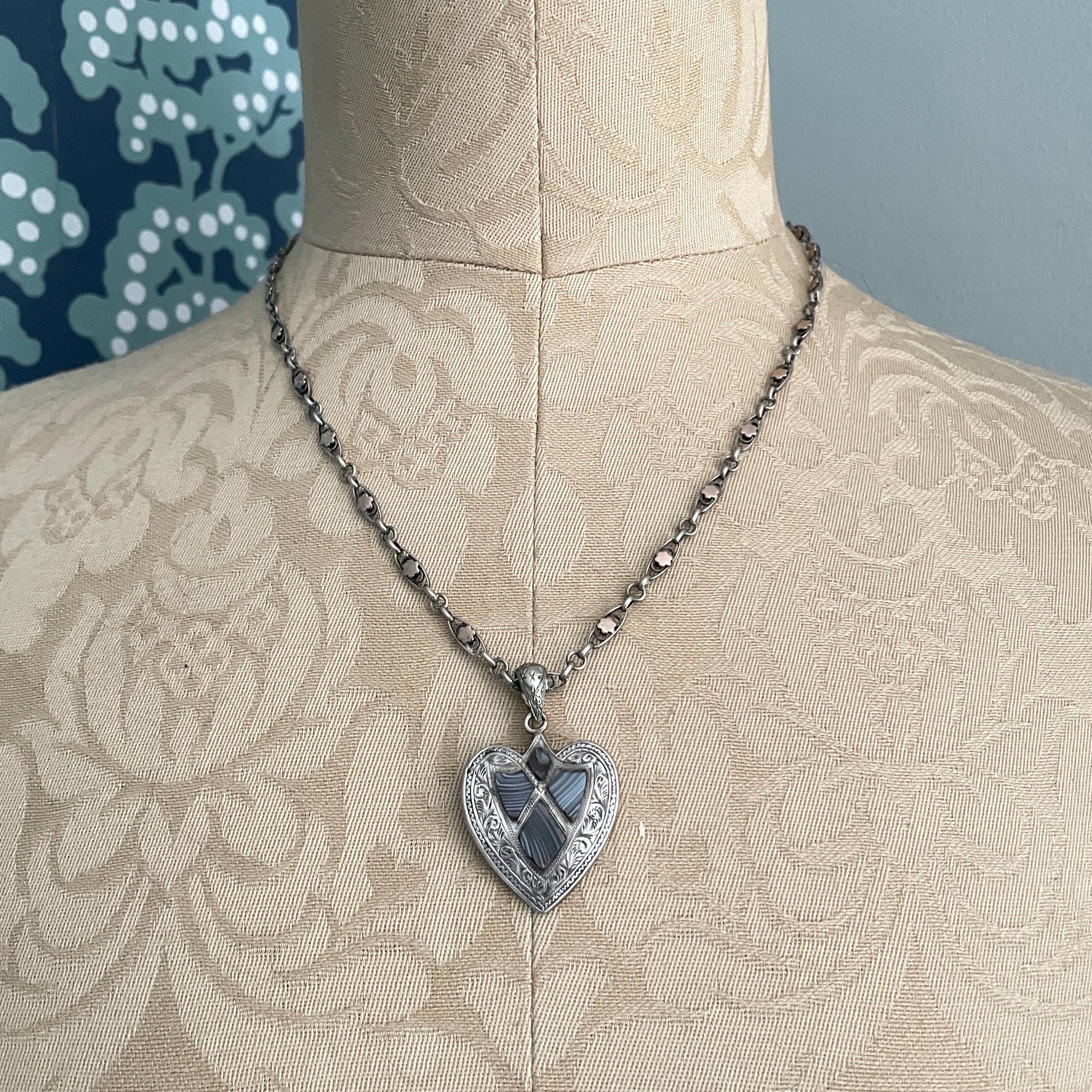 Victorian scottish montrose agate, silver heart pendant