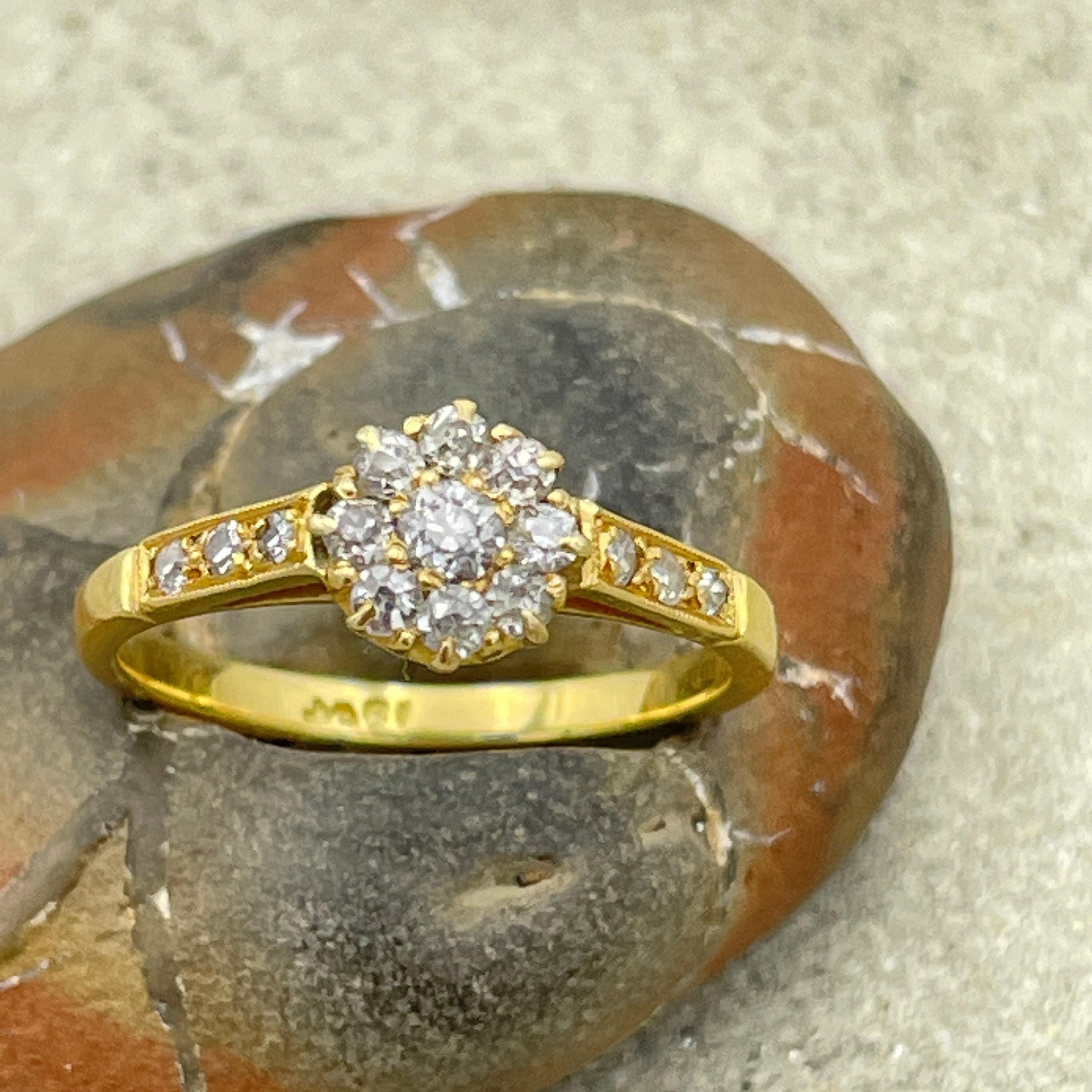 Antique 18ct gold old cut diamond cluster ring, diamond shoulders, c1910