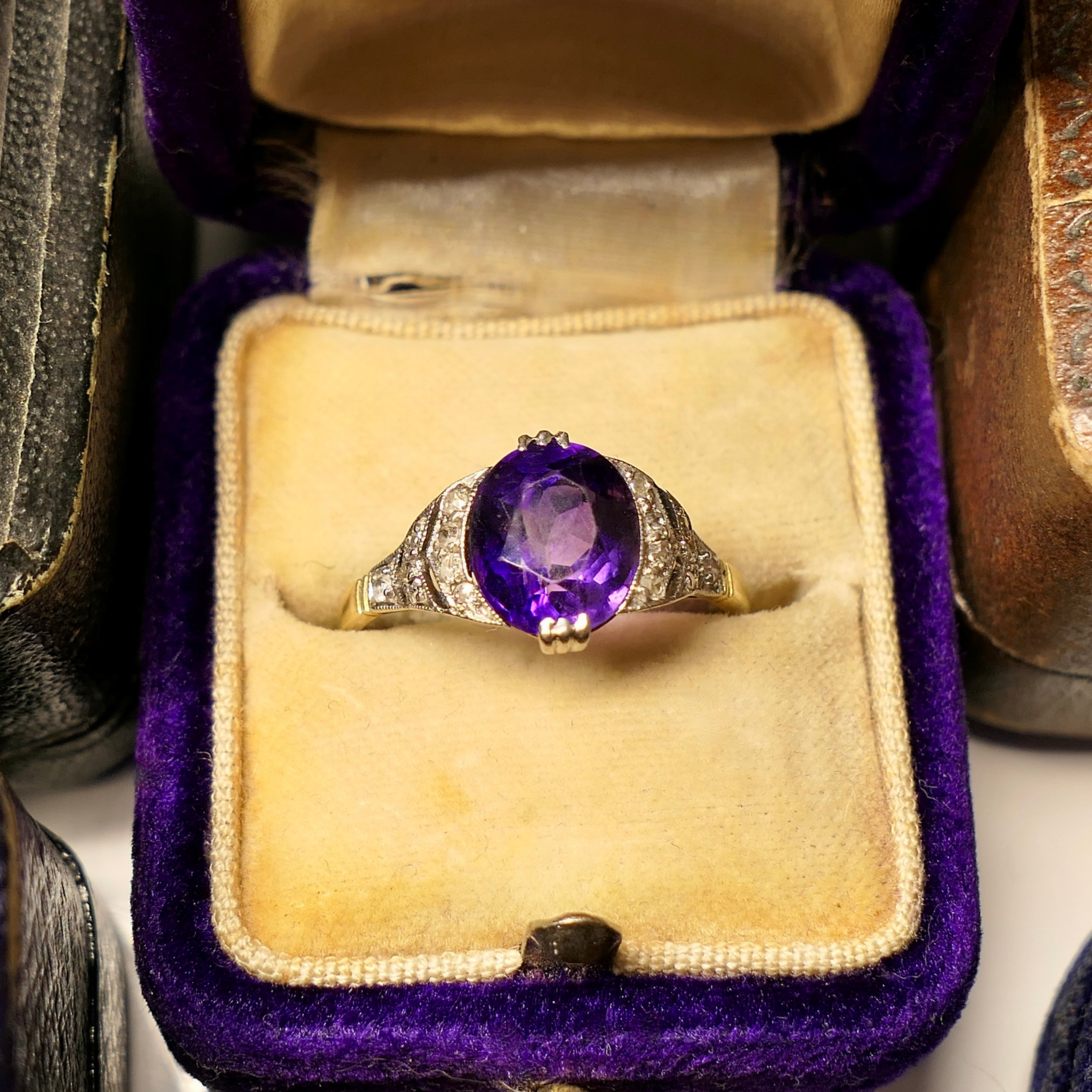 Original Art Deco, 18ct Gold & Platinum, Amethyst Solitaire Ring