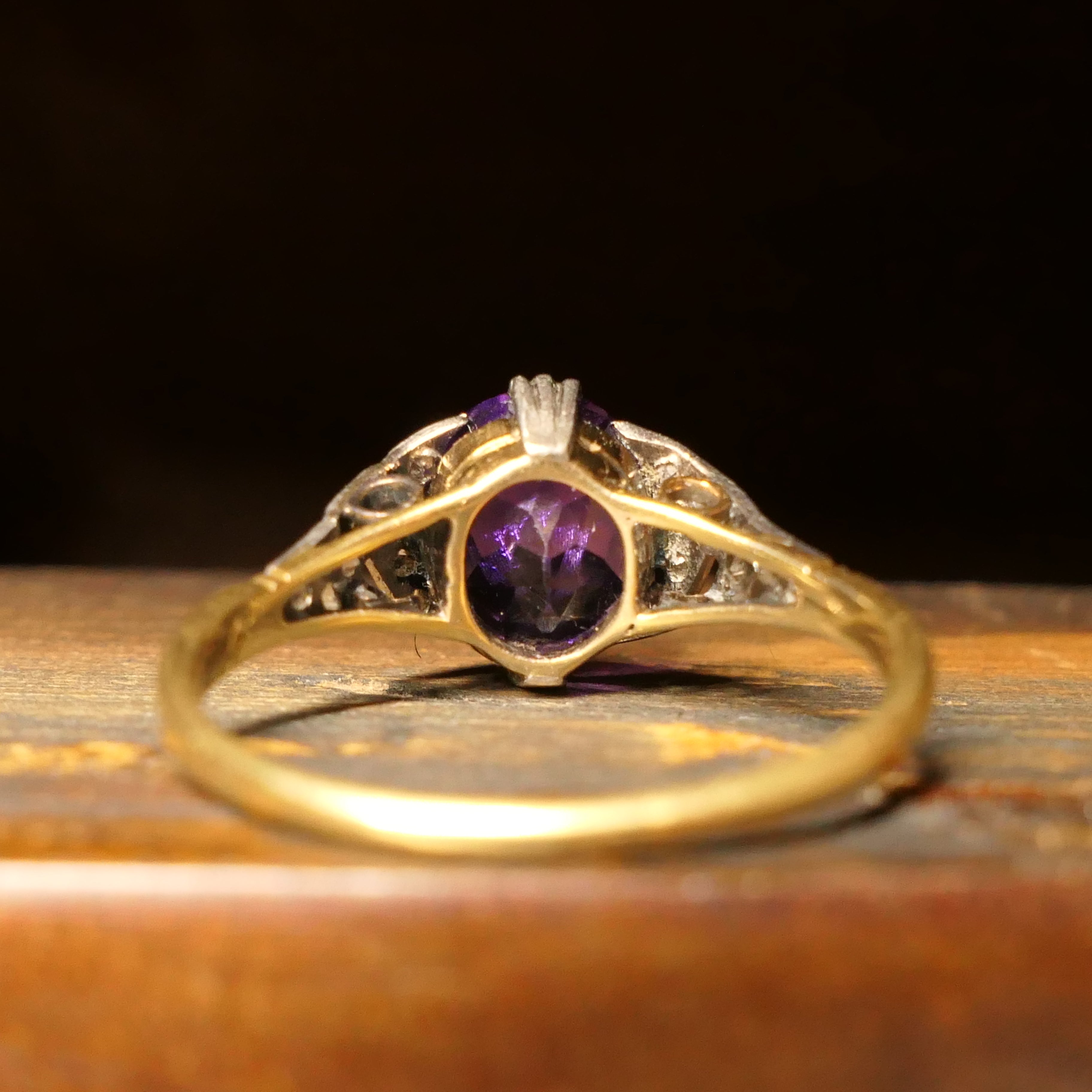 Original Art Deco, 18ct Gold & Platinum, Amethyst Solitaire Ring