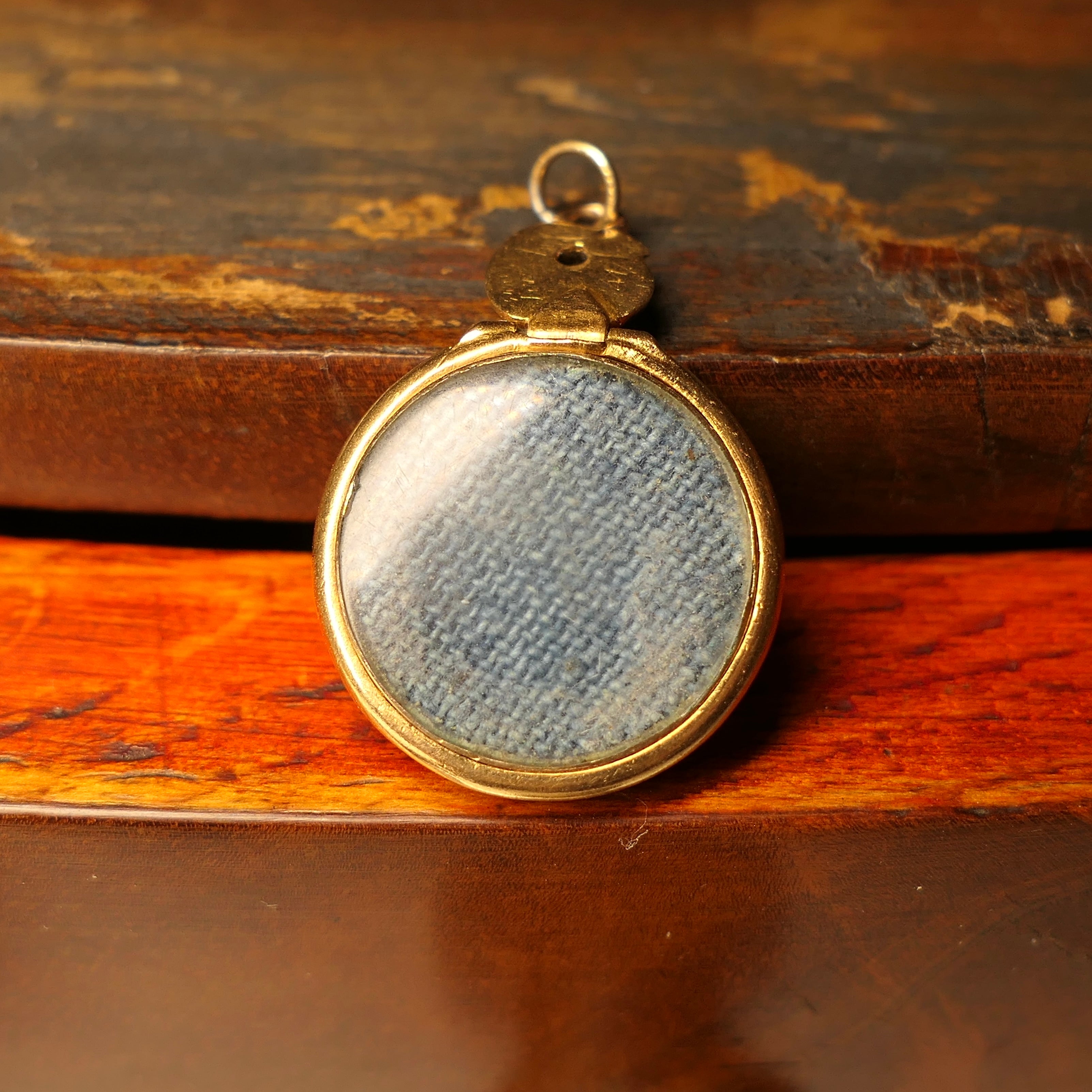 Victorian 18ct Gold & Rhodolite Garnet, Glazed Reverse Locket, Pendant