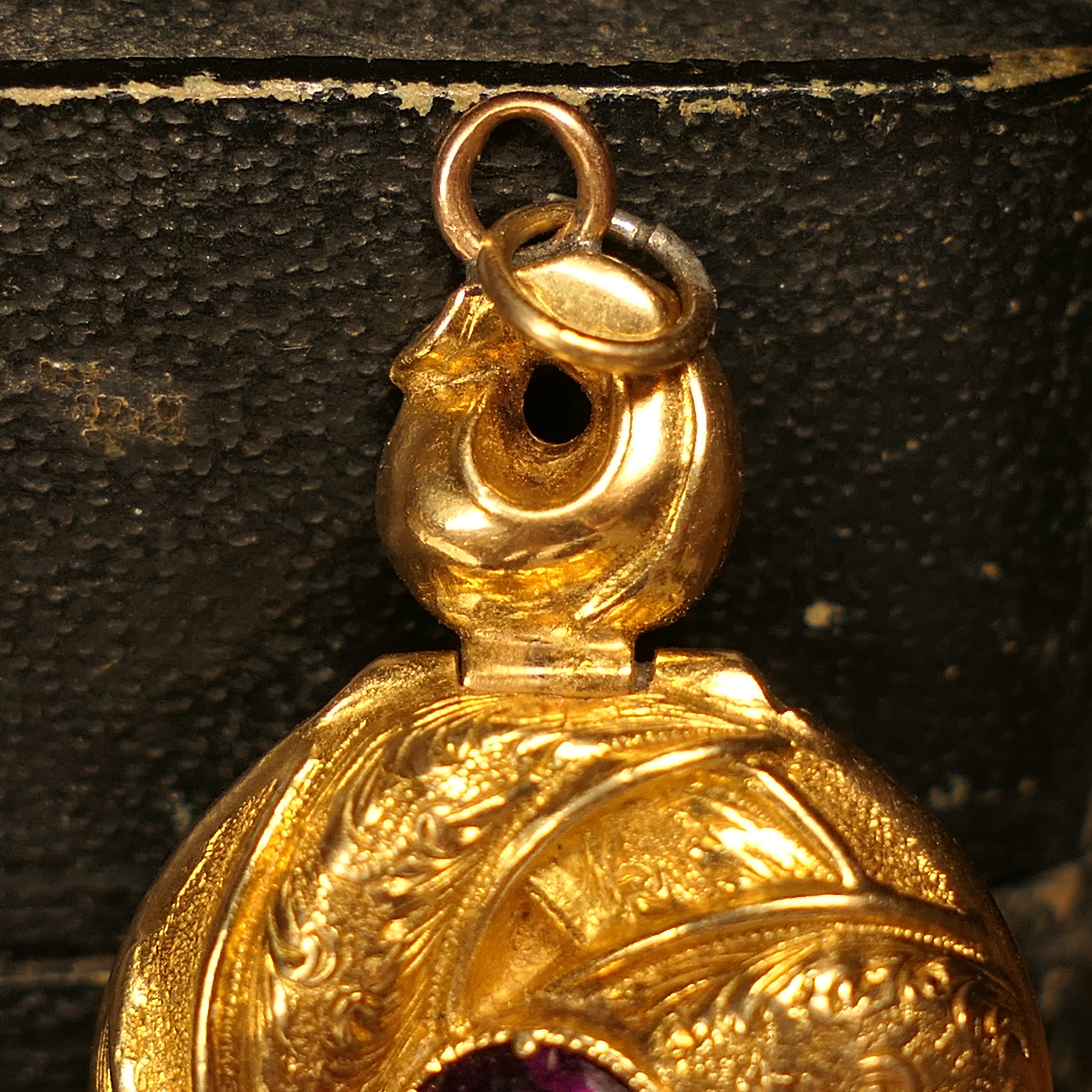 Victorian 18ct Gold & Rhodolite Garnet, Glazed Reverse Locket, Pendant