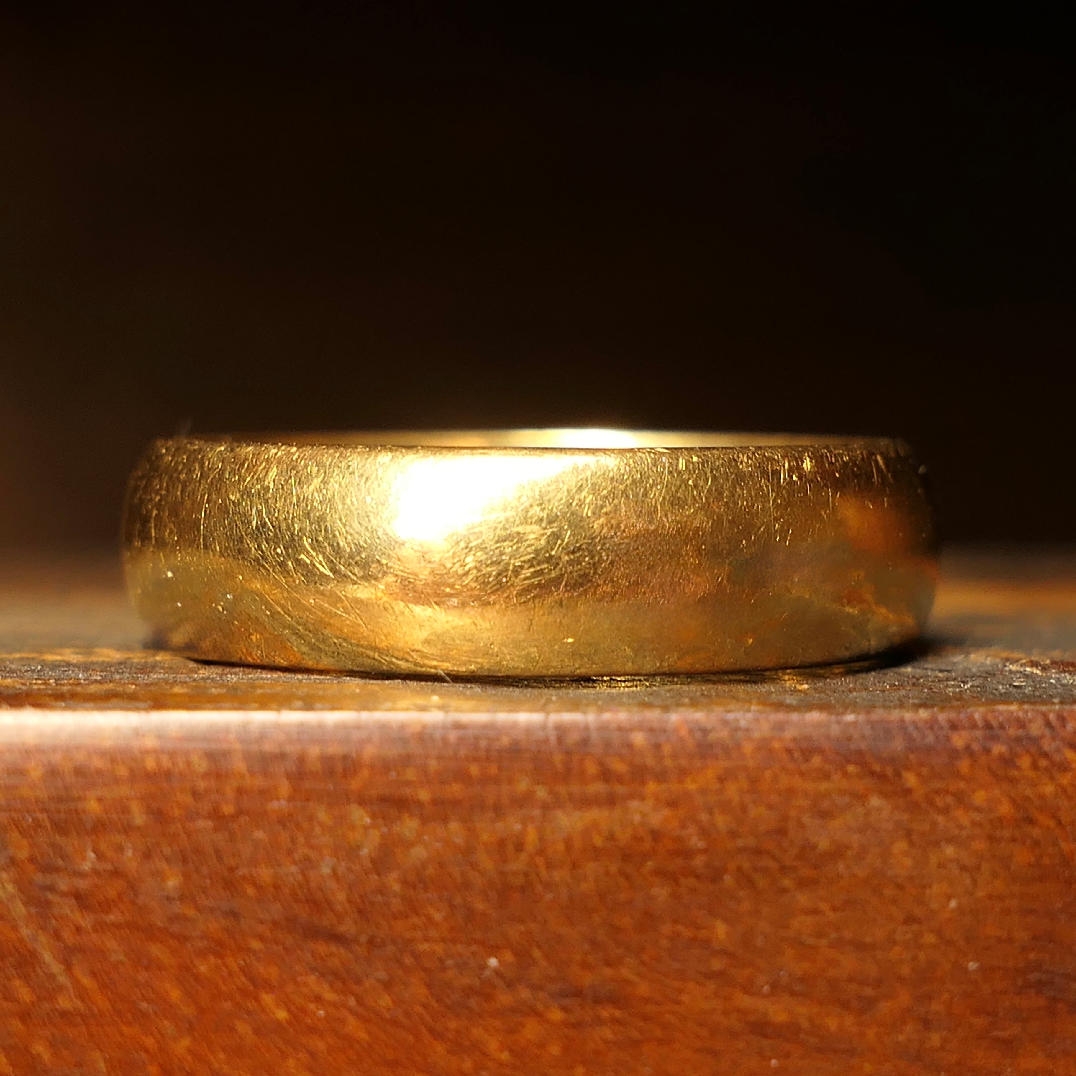 18ct Gold Wedding Band Ring, Hallmarked In 1966