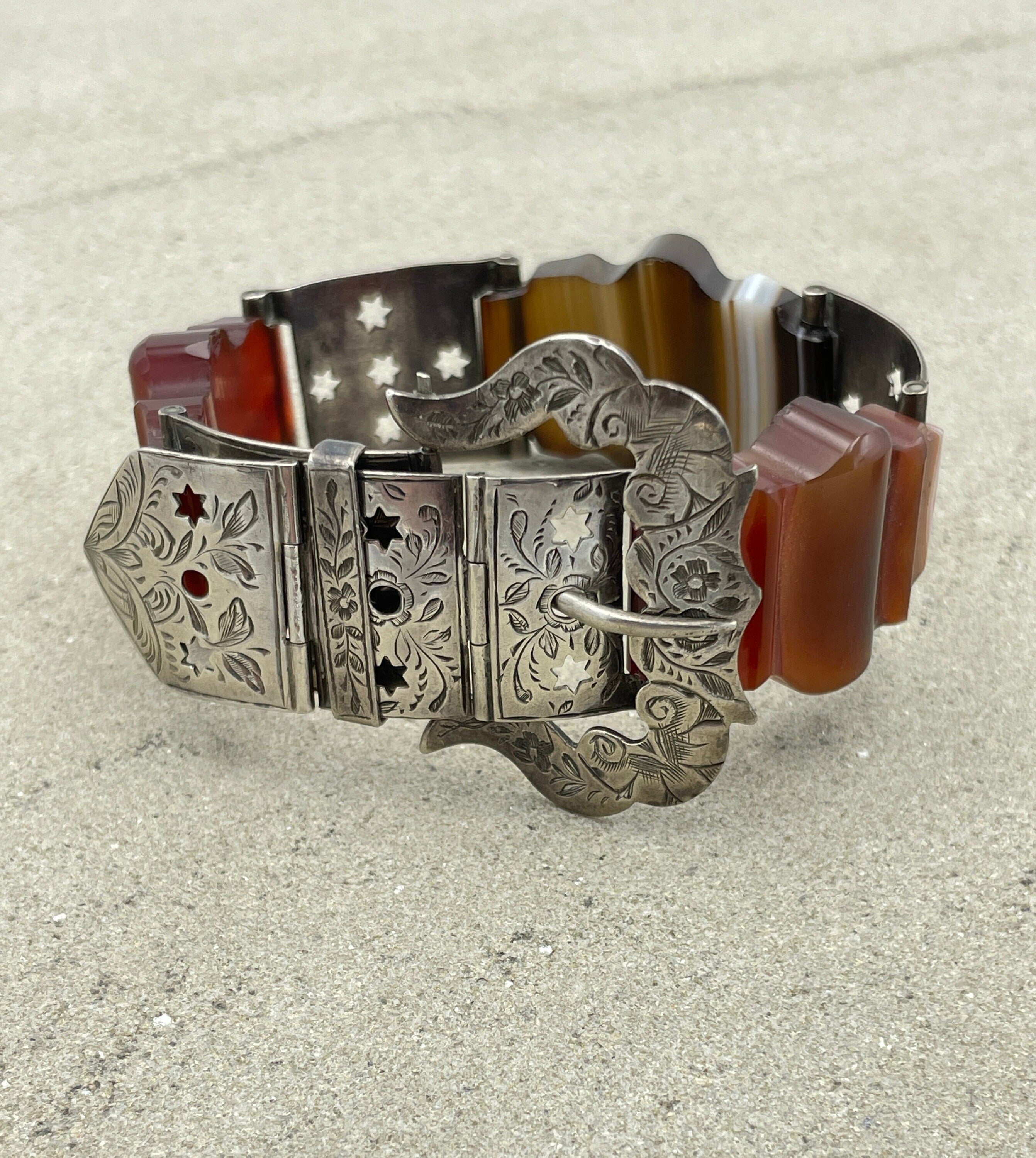 Victorian agate silver belt buckle bracelet c1880s