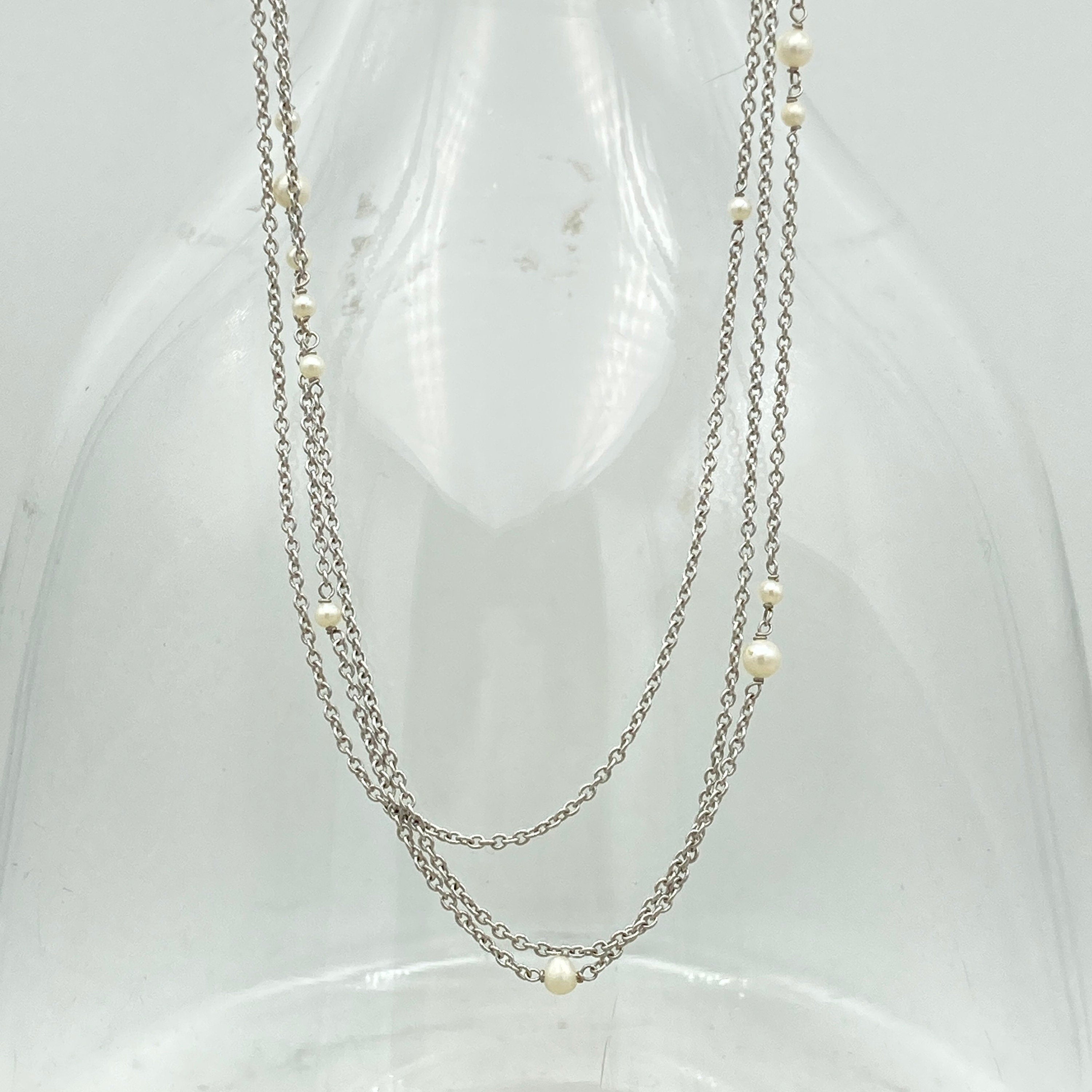 Original Art Deco,  long Platinum and cultured pearl spacer chain necklace