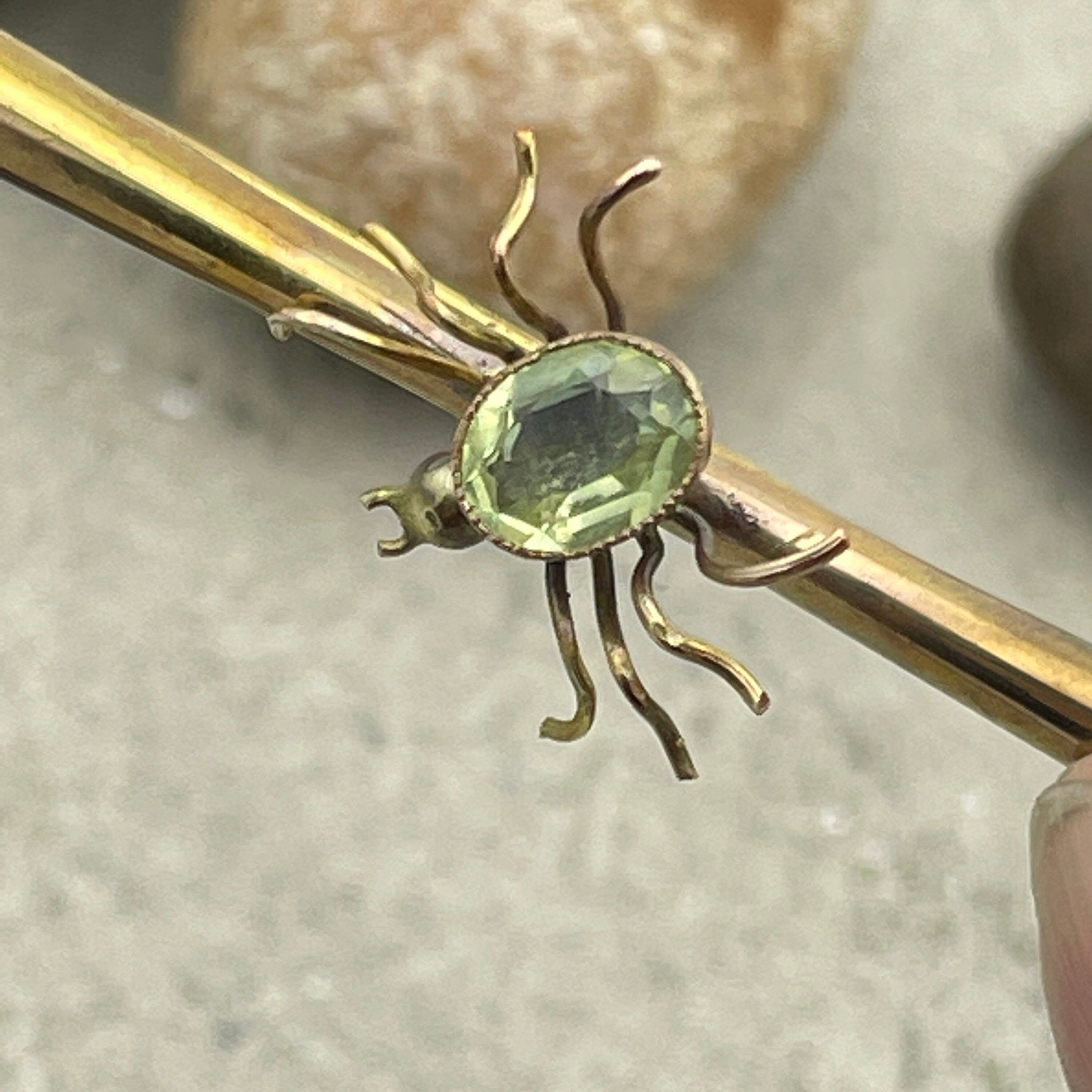 Victorian 9ct Gold peridot Spider brooch