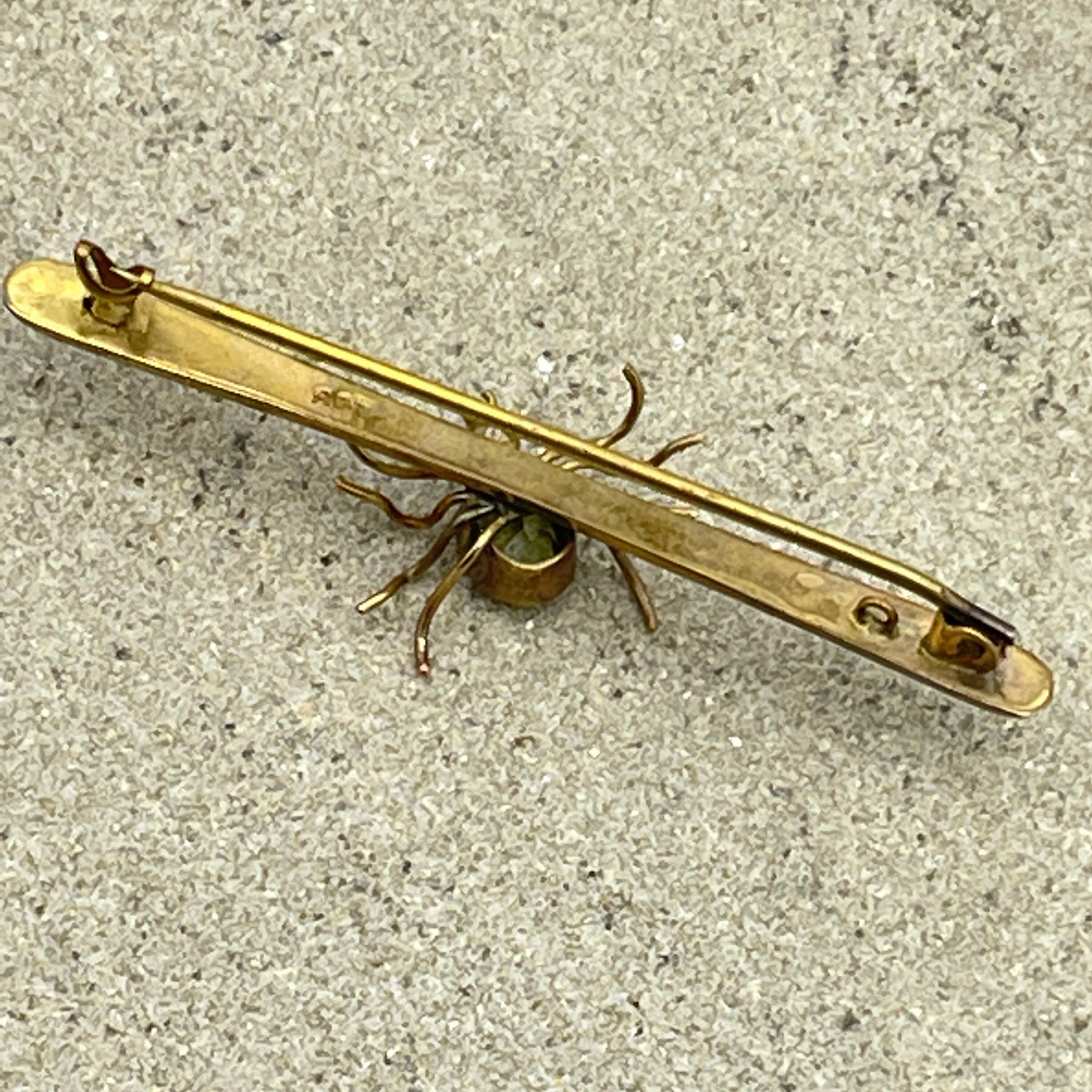 Victorian 9ct Gold peridot Spider brooch