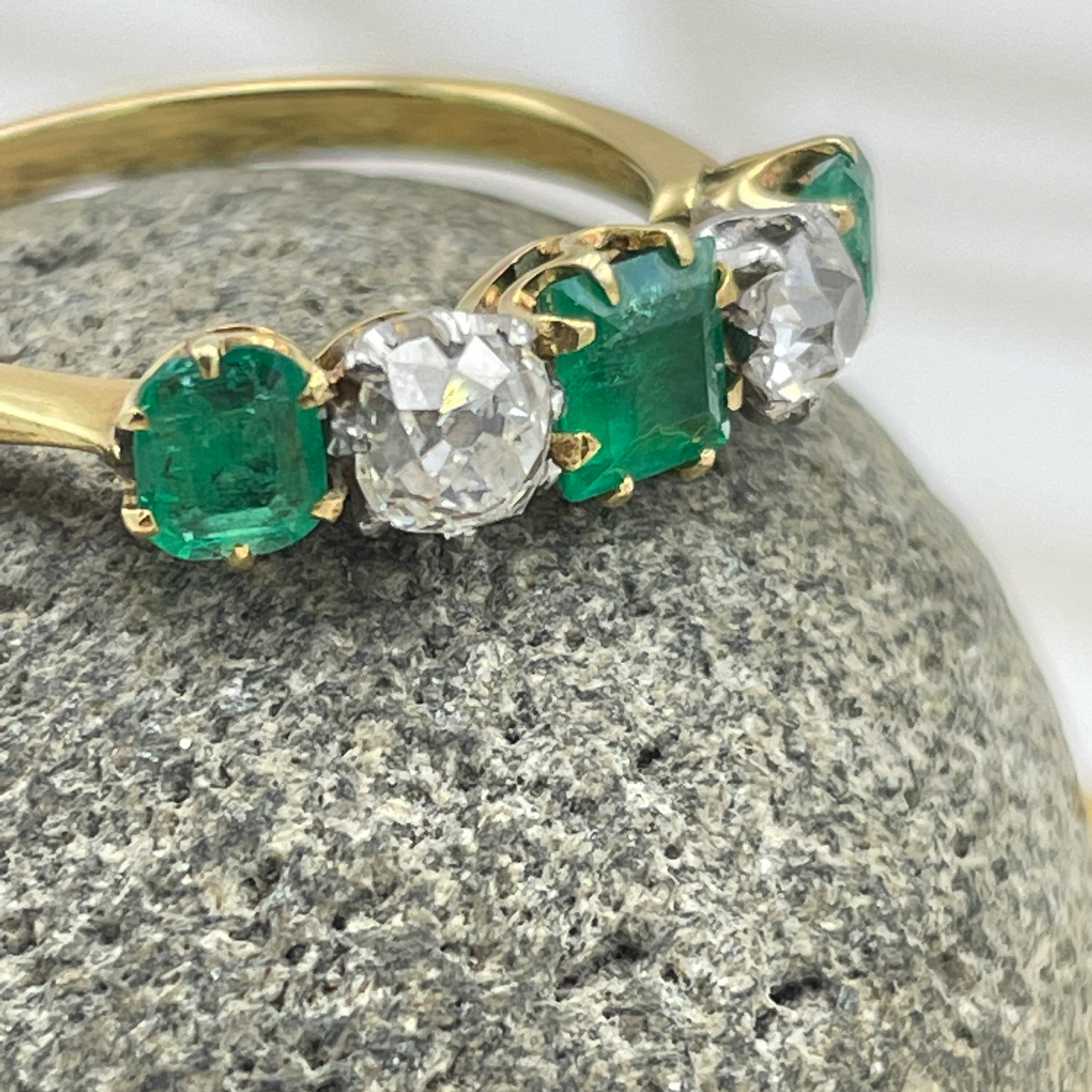 Edwardian 18ct Gold, old mine cut Diamond & Emerald five stone ring