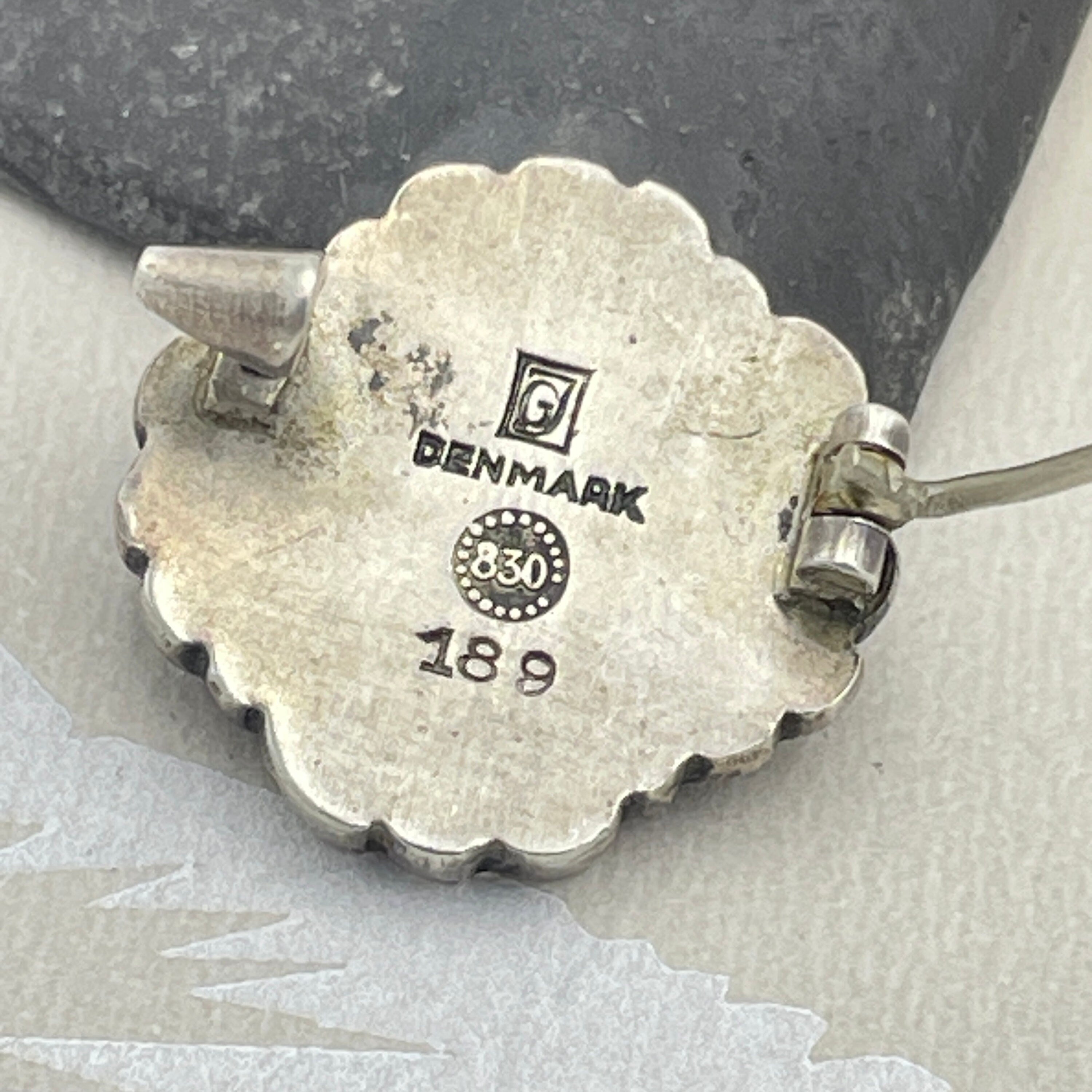 Vintage Georg Jensen, flower brooch, pin no. 189, 830 Silver