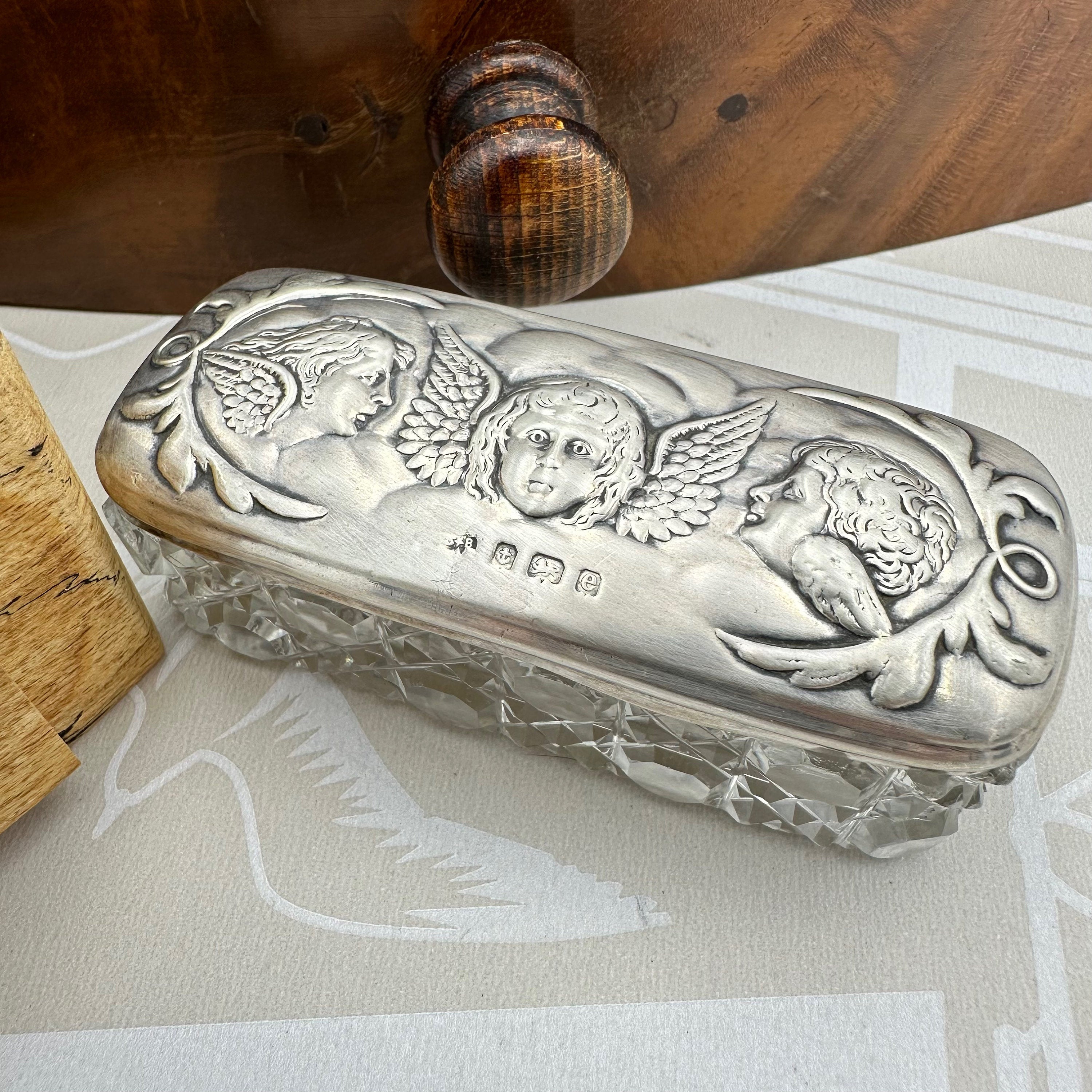 Edwardian, Sterling Silver & hand cut Glass, cherubs trinket box