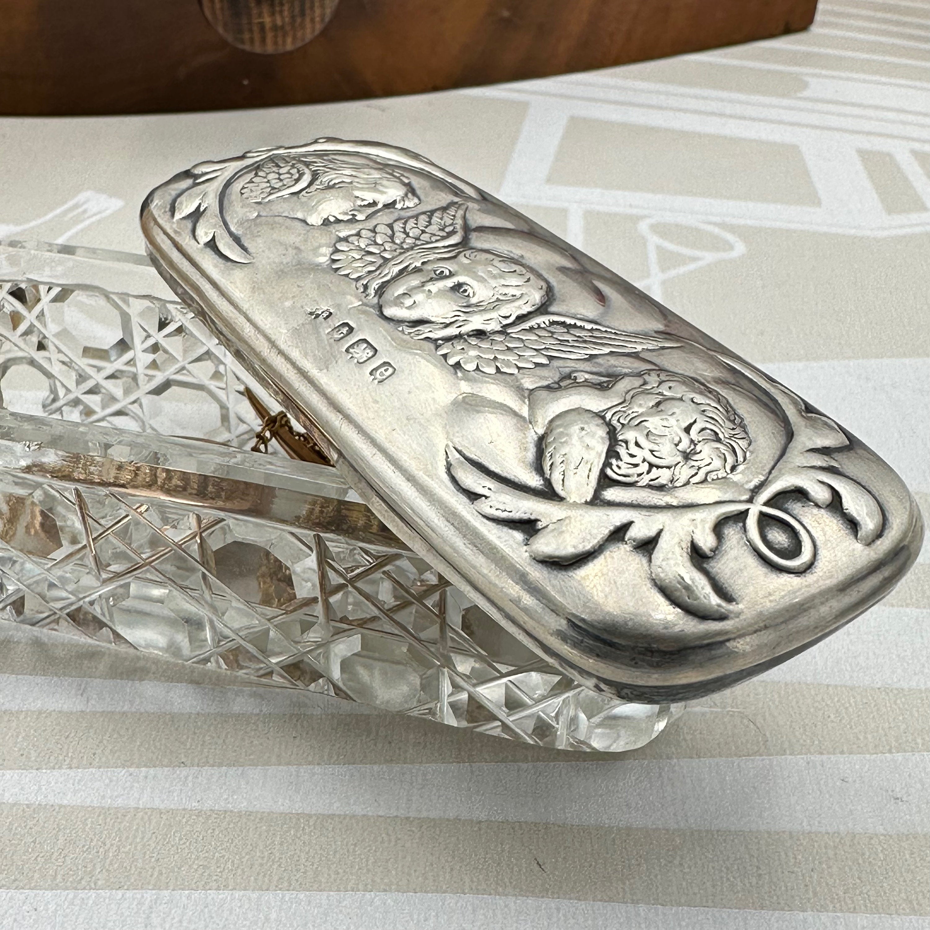 Edwardian, Sterling Silver & hand cut Glass, cherubs trinket box