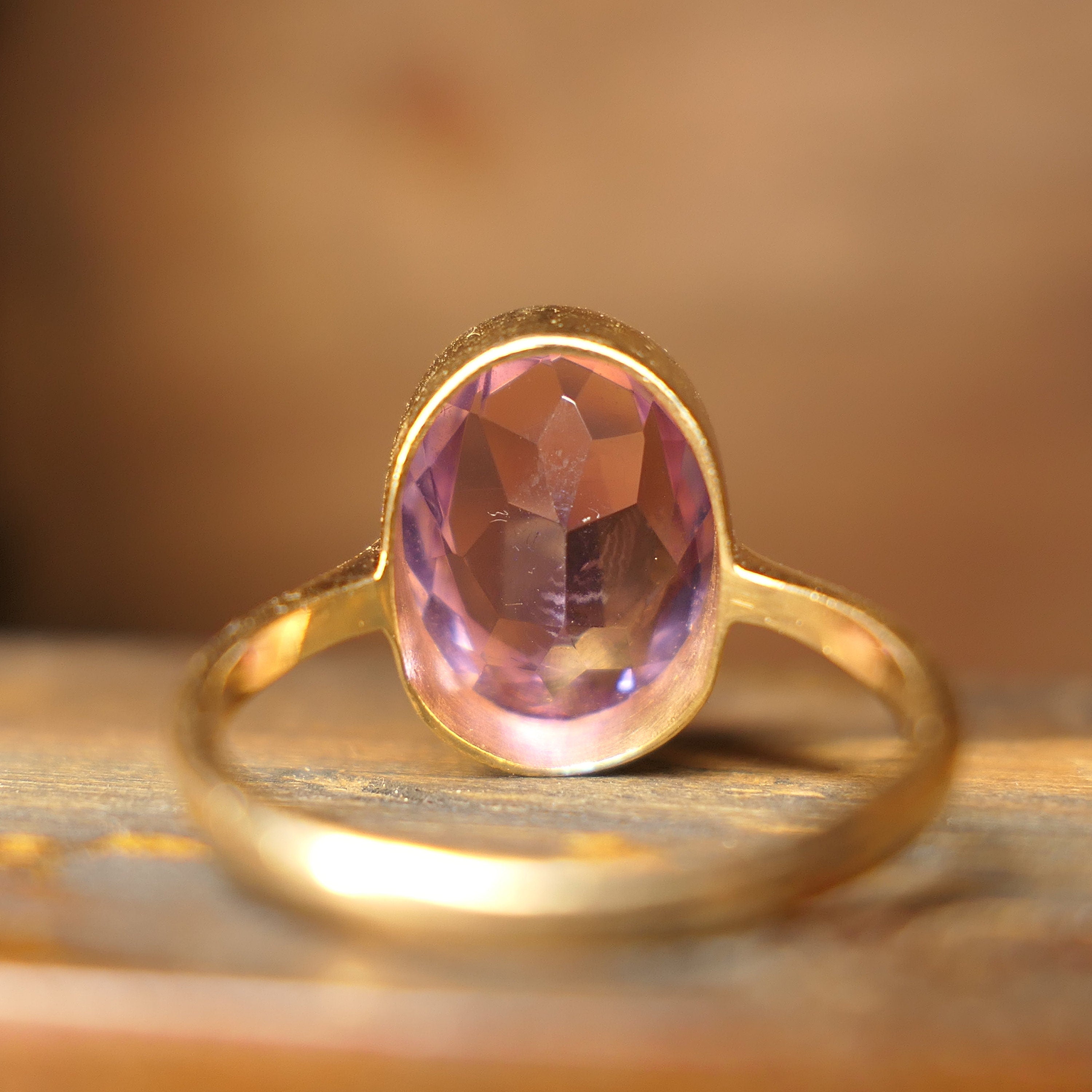 Original Art Deco 9ct Gold Amethyst solitaire ring