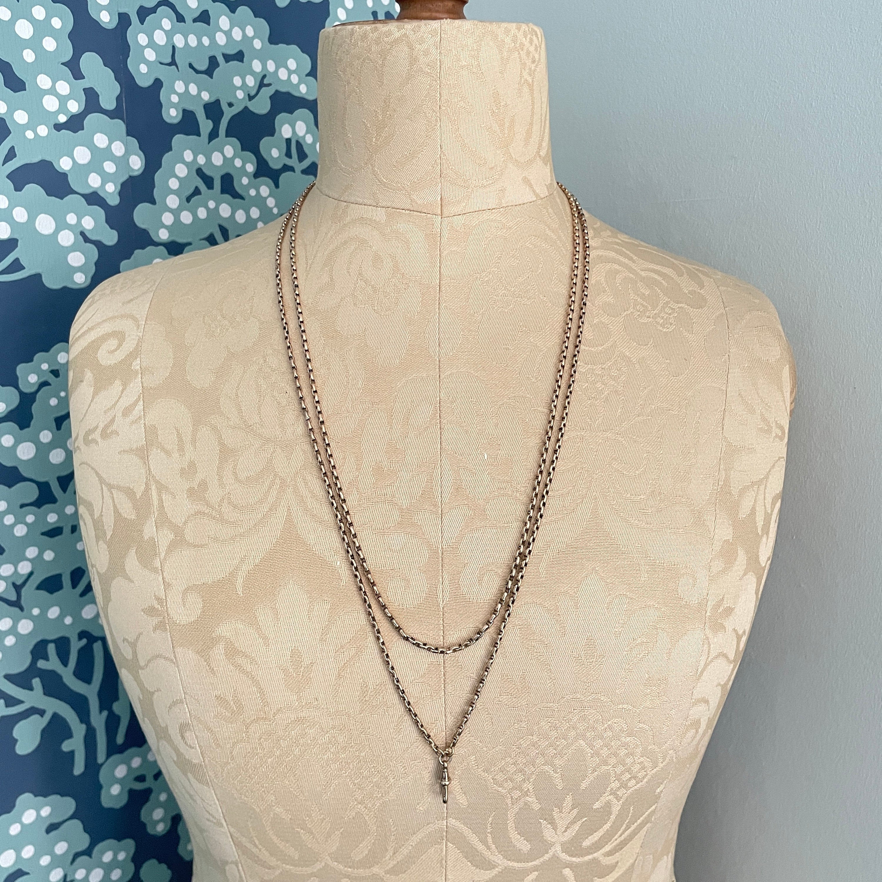 Victorian 9ct gold longuard chain, muff chain necklace