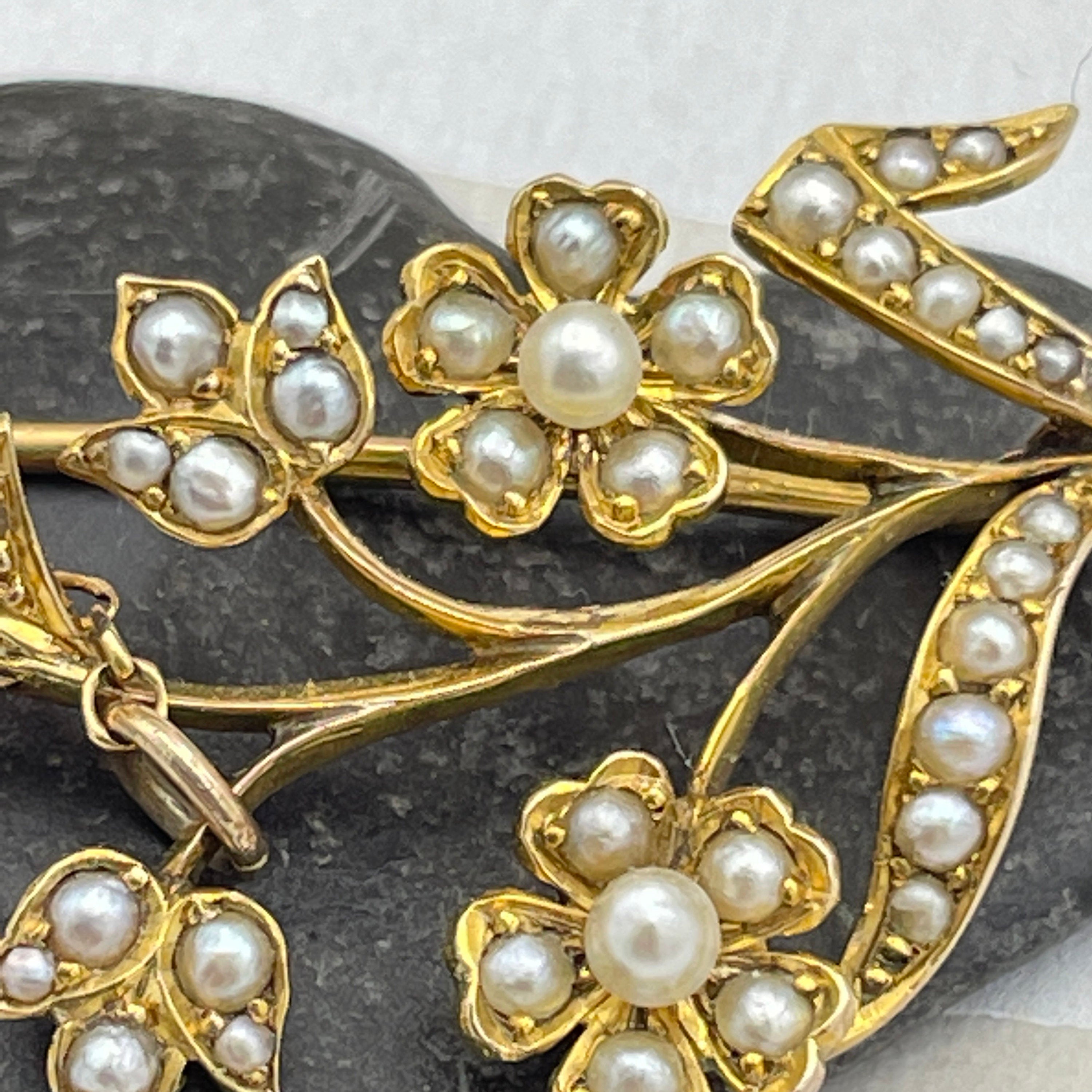 Edwardian, 9ct Gold seed Pearl floral spray brooch