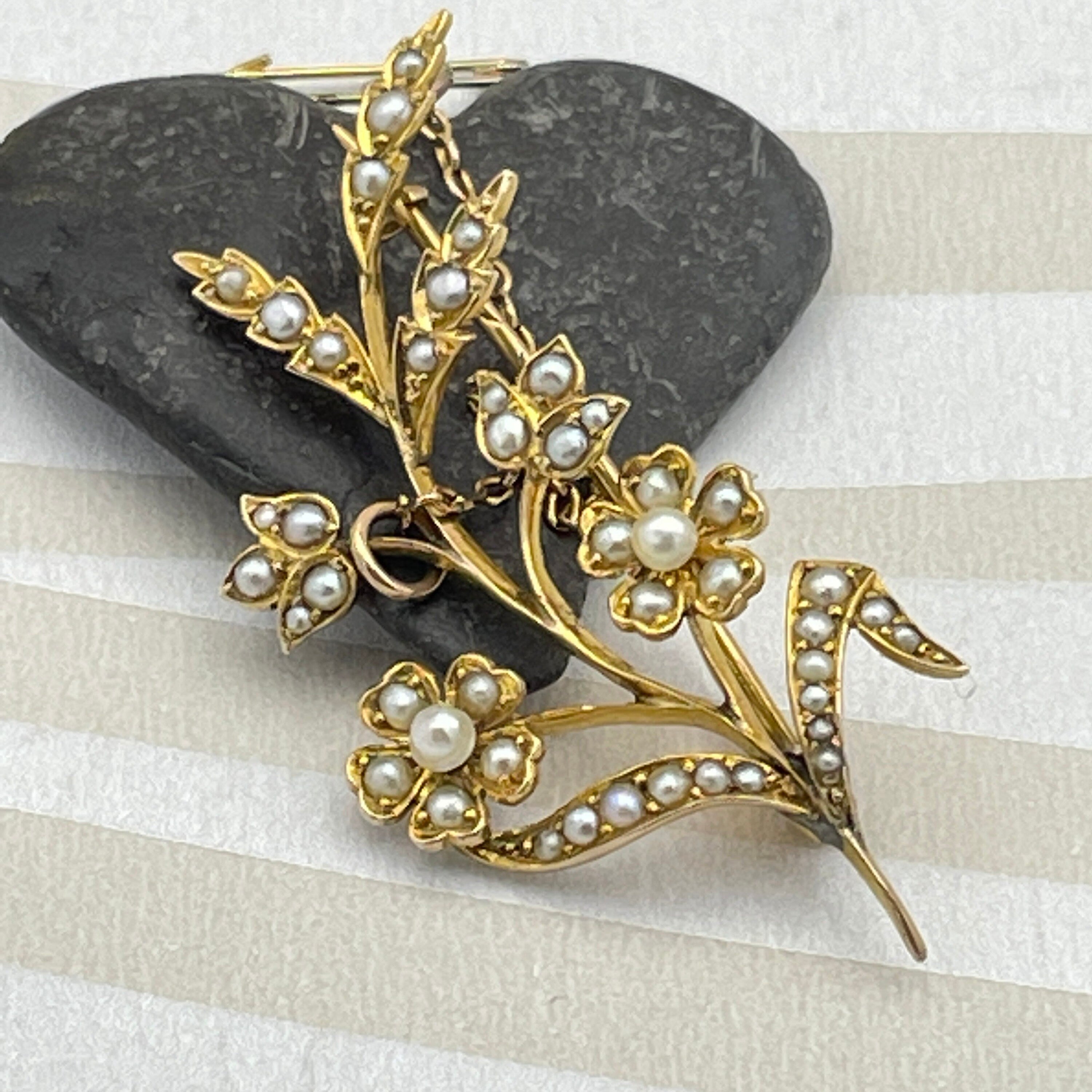 Edwardian, 9ct Gold seed Pearl floral spray brooch