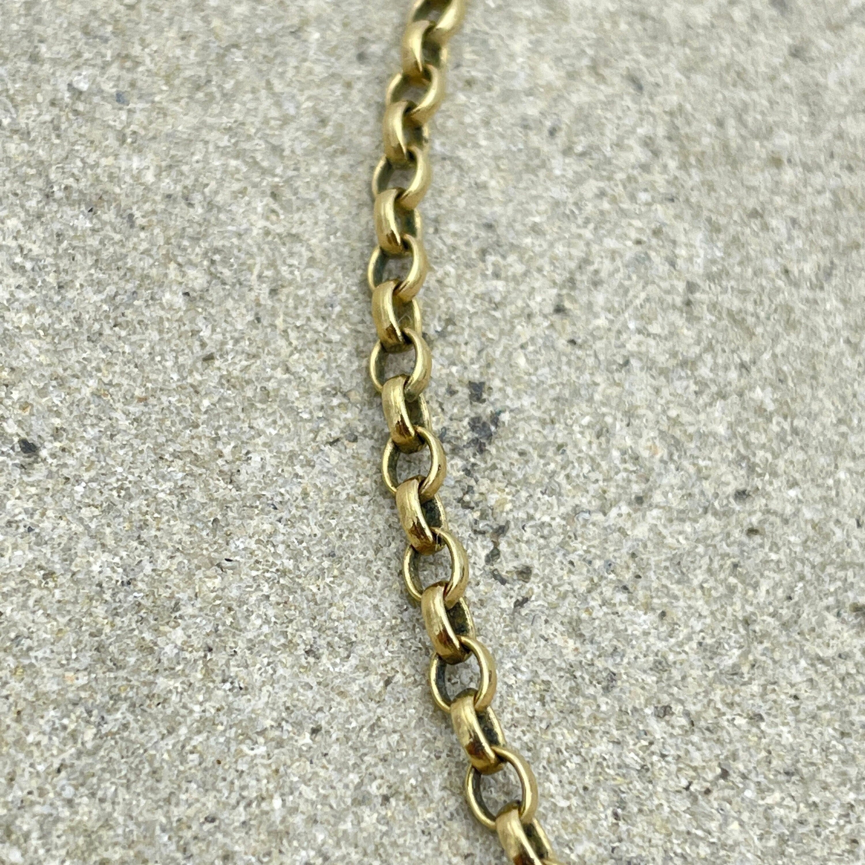 Vintage 9ct gold belcher link chain. 15 inch/ 38cm long 4.6 grams